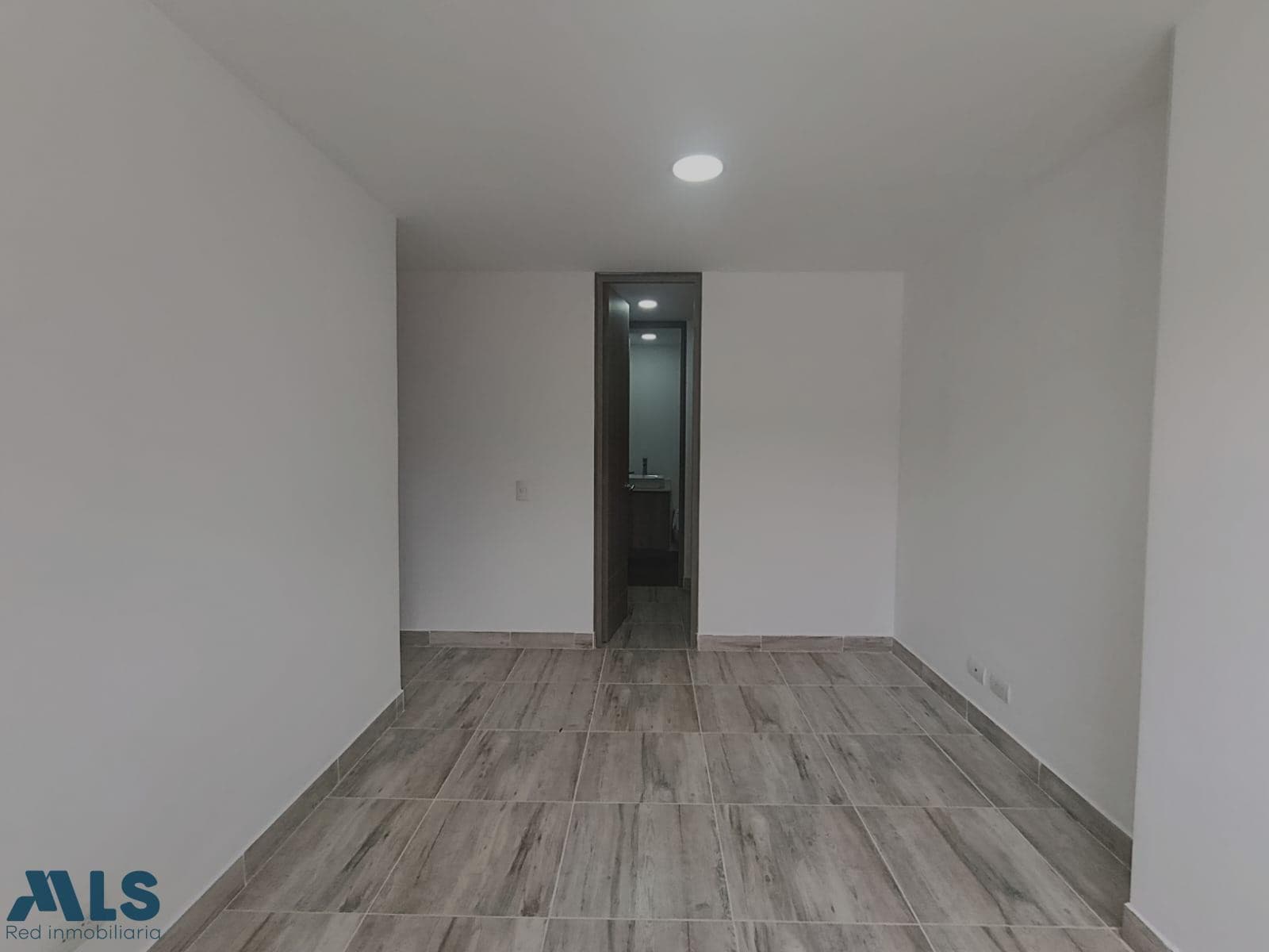 Apartamento en venta en Laureles, Medellín — foto 1 de 16