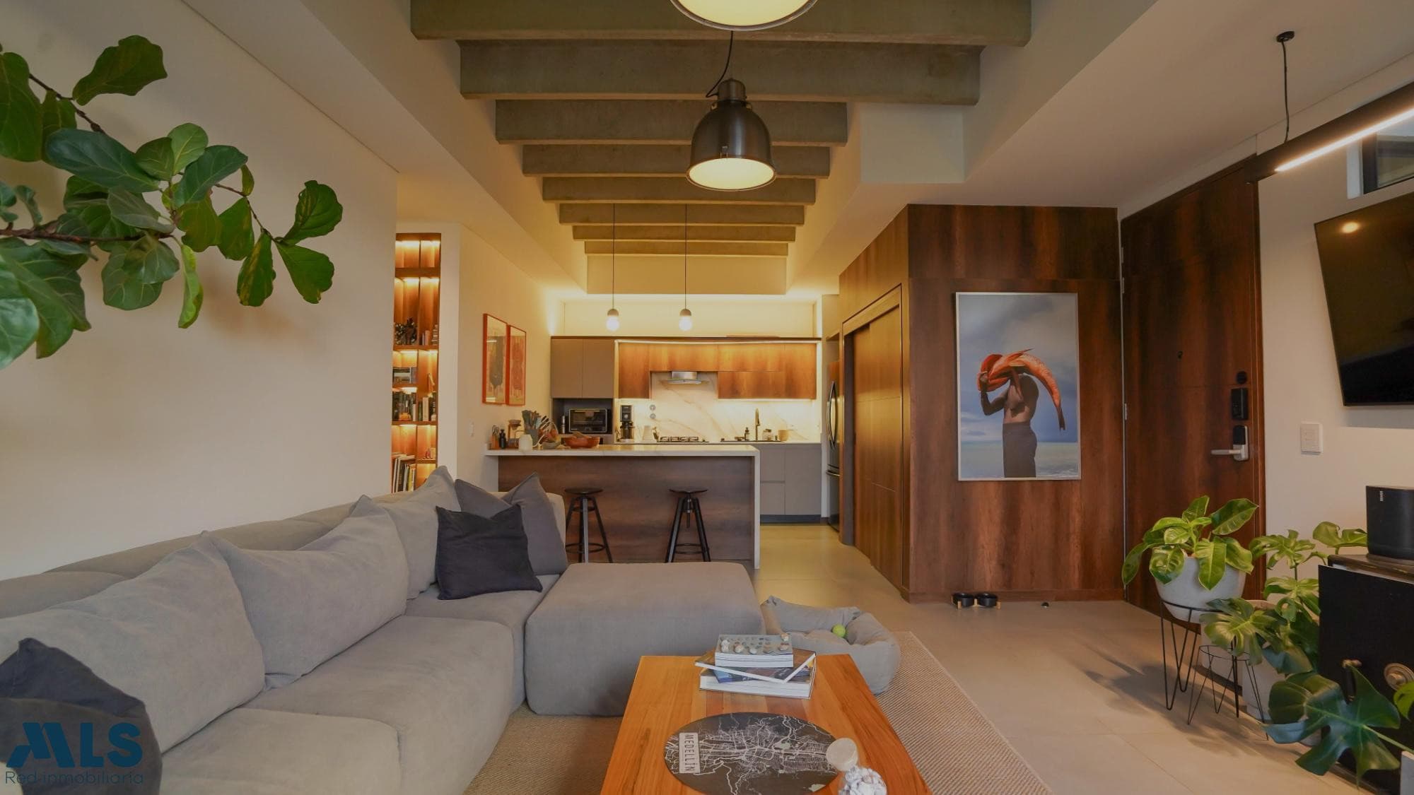 Apartamento en venta en Las Palmas, Poblado, Medellín — foto 1 de 22