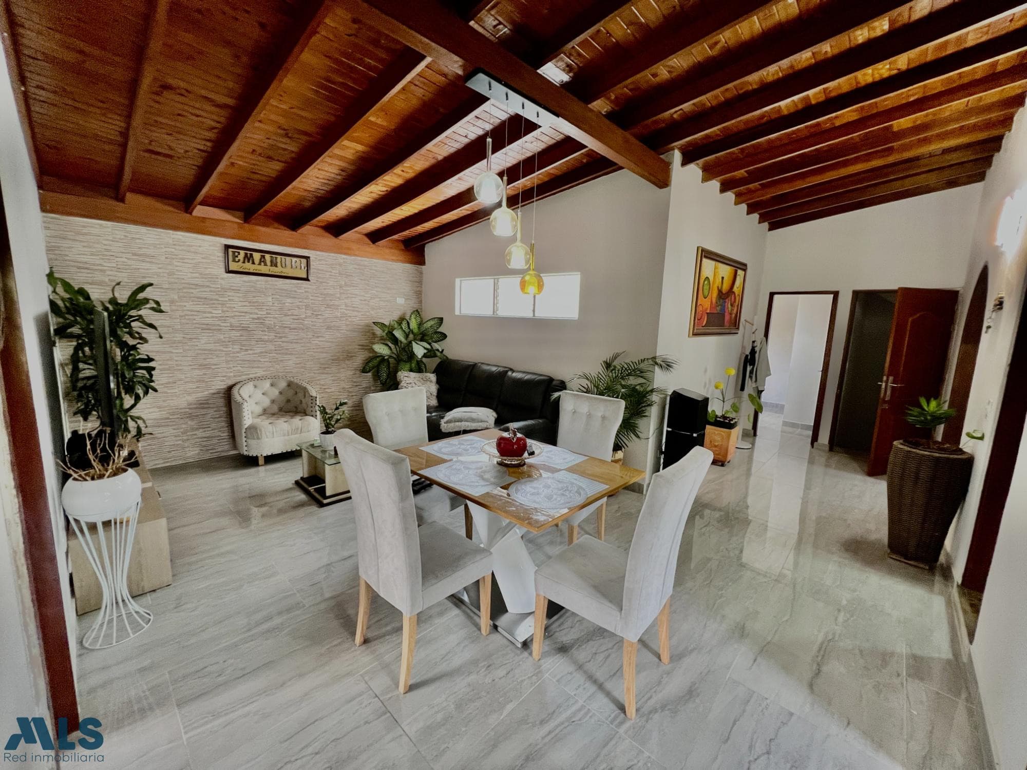 Apartamento en venta en Lorena, Laureles, Medellín — foto 1 de 16
