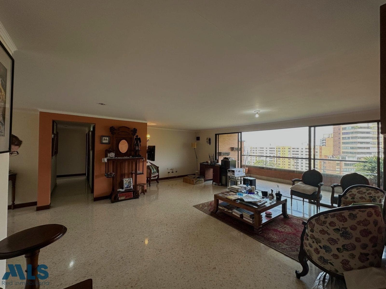 Apartamento en venta en El Tesoro, Poblado, Medellín — foto 1 de 30