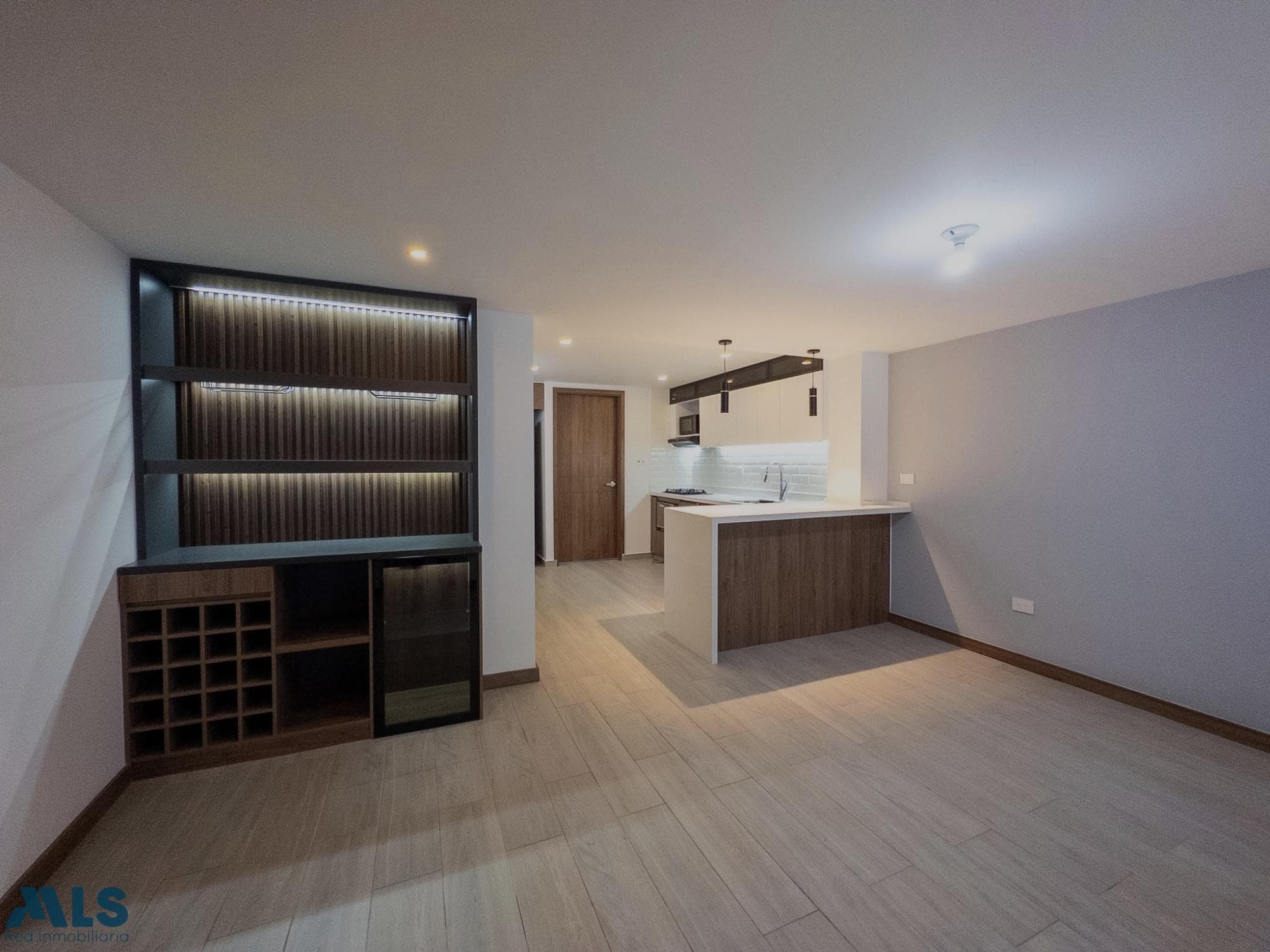 Apartamento en venta en Laureles, Medellín — foto 1 de 45