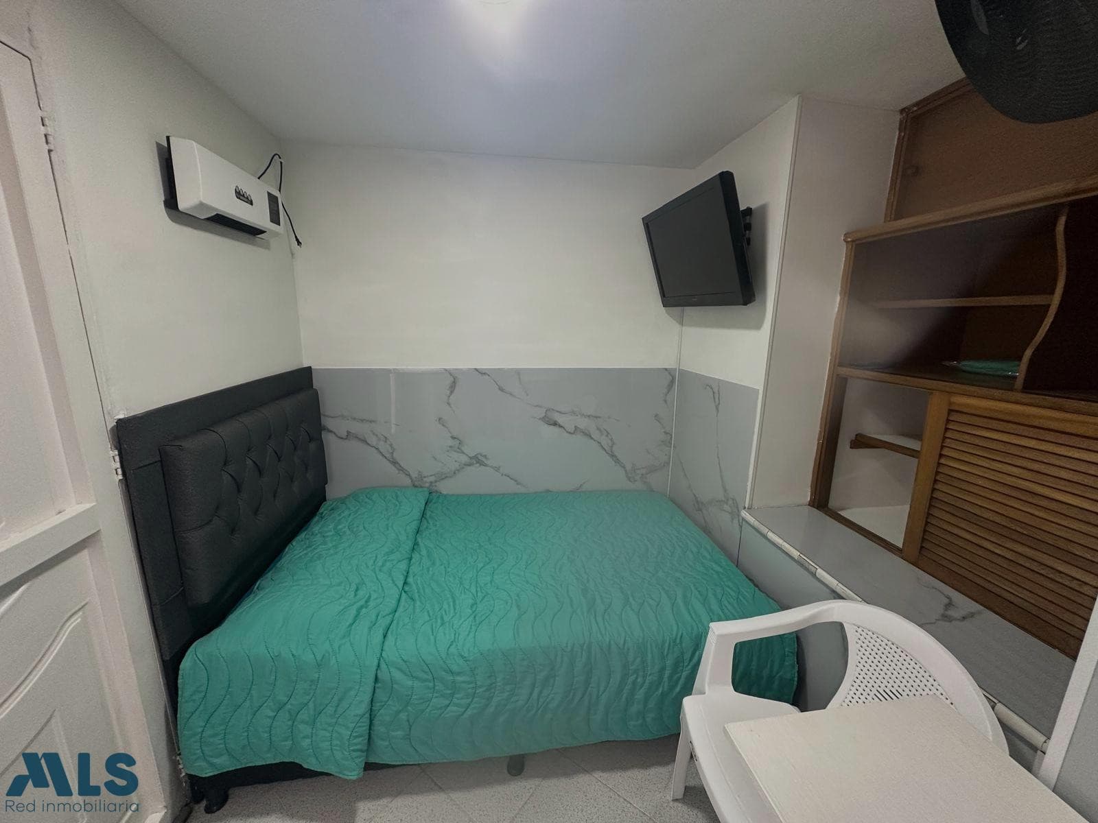 Apartamento en venta en Laureles, Medellín — foto 1 de 8