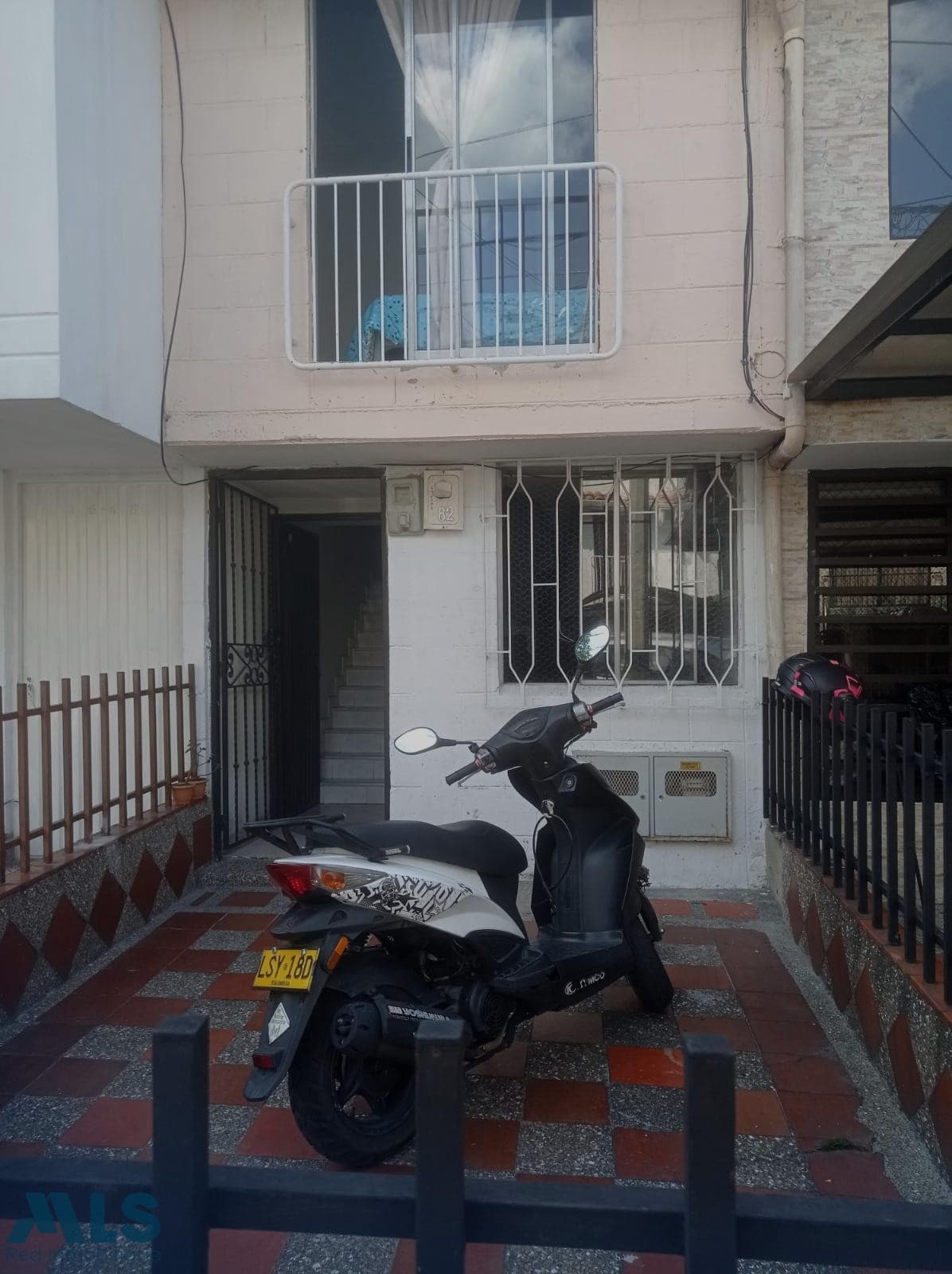 Casa en venta en Santa Fe, Belén Guayabal, Medellín — foto 1 de 16