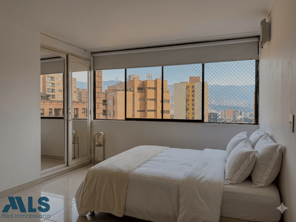 Apartamento en venta en Oviedo, Poblado, Medellín — foto 1 de 17