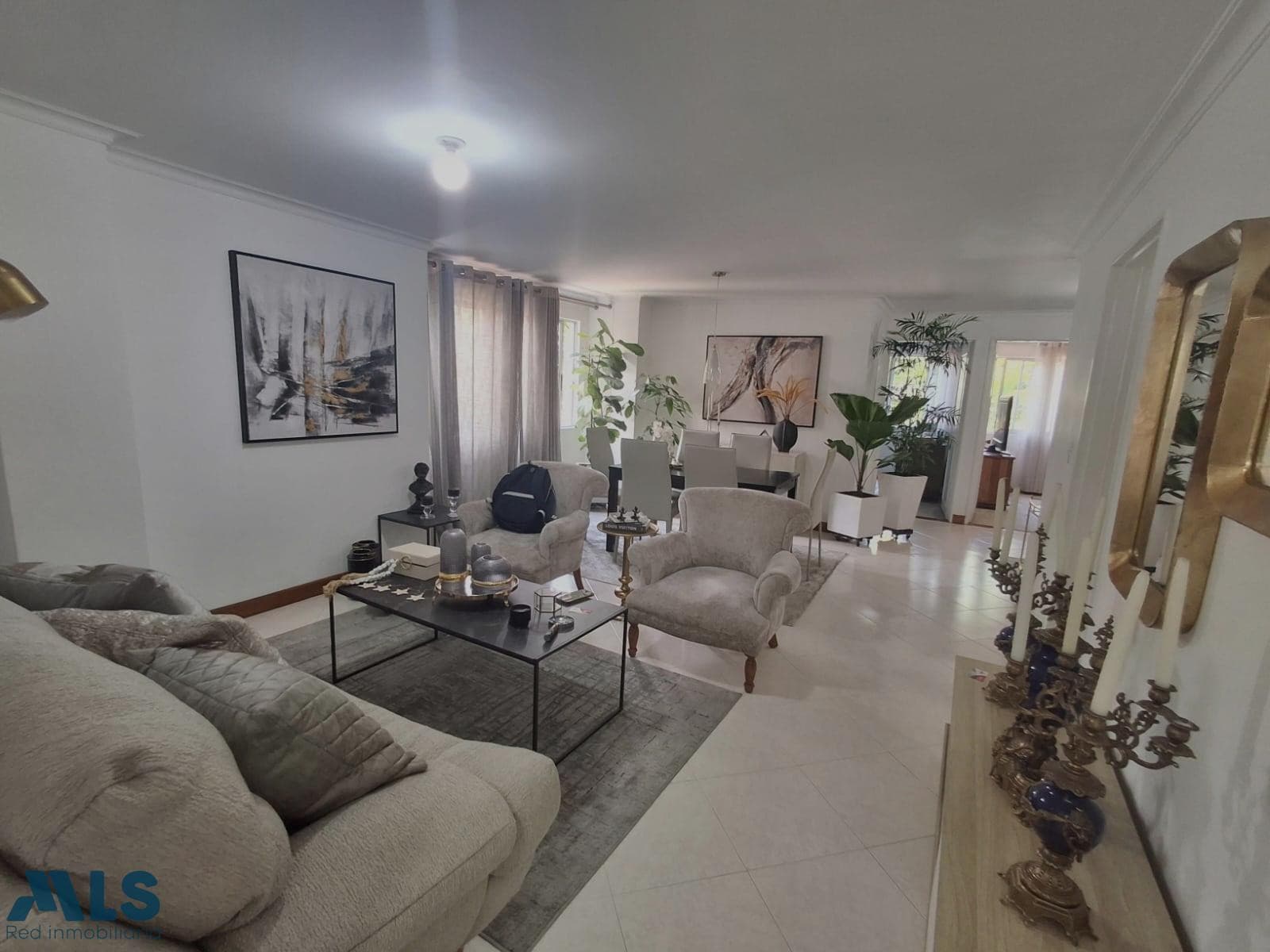 Apartamento en venta en El Velódromo, Laureles, Medellín — foto 1 de 14