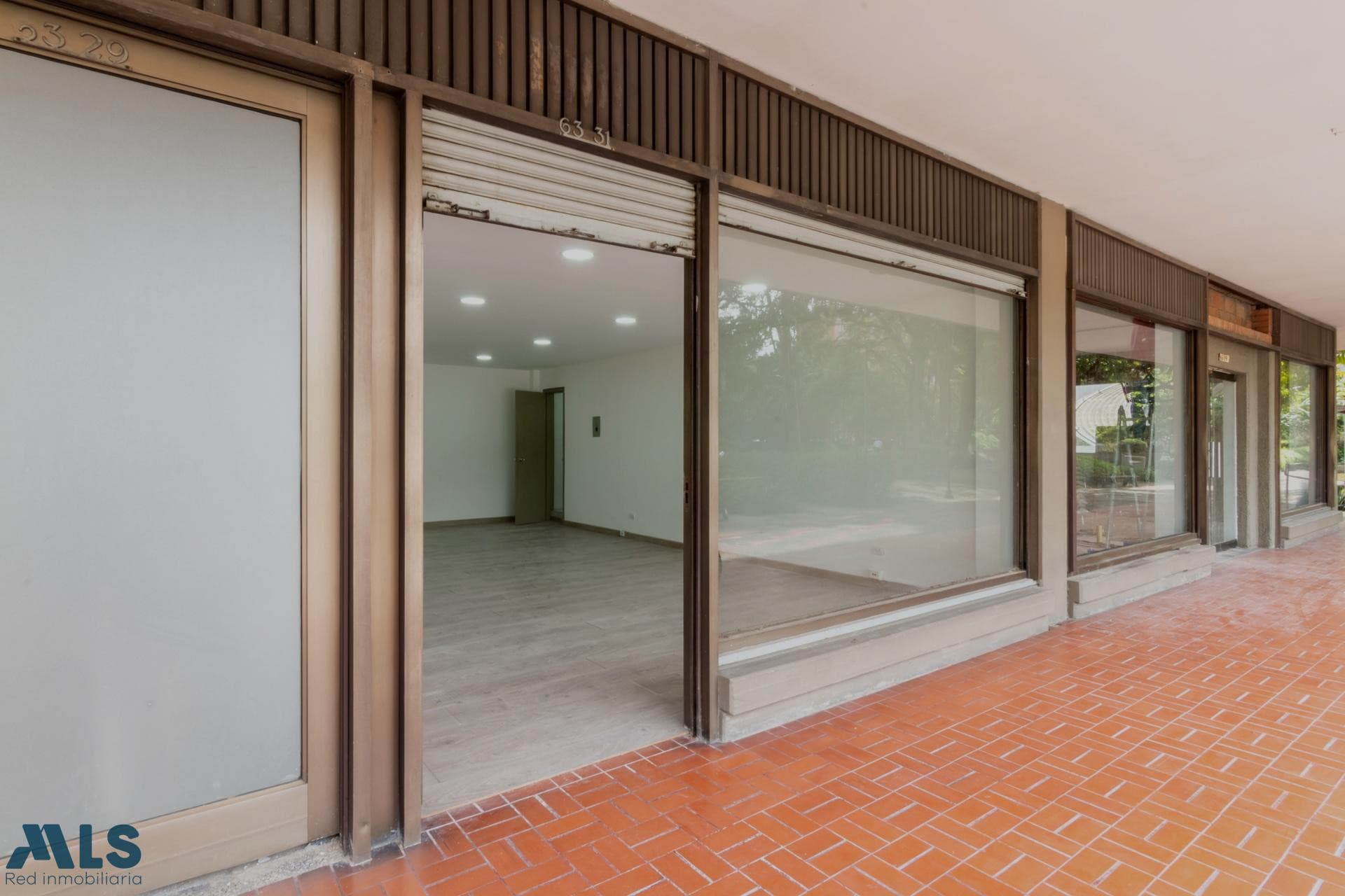 Local Comercial en venta en Suramericana, Laureles, Medellín — foto 1 de 12