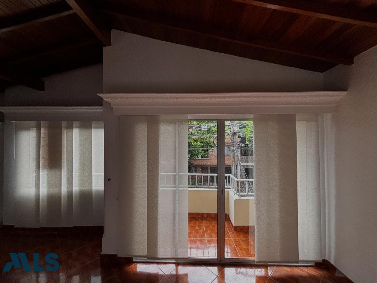 Apartamento en venta en Las Flores, Aburra Sur, Envigado — foto 1 de 28