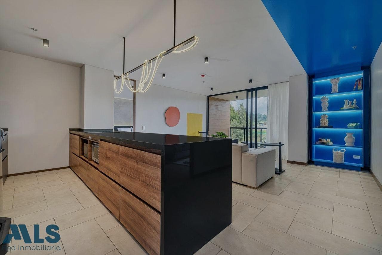 Apartamento en venta en Alto De Las Palmas, Aburra Sur, Envigado — foto 1 de 21