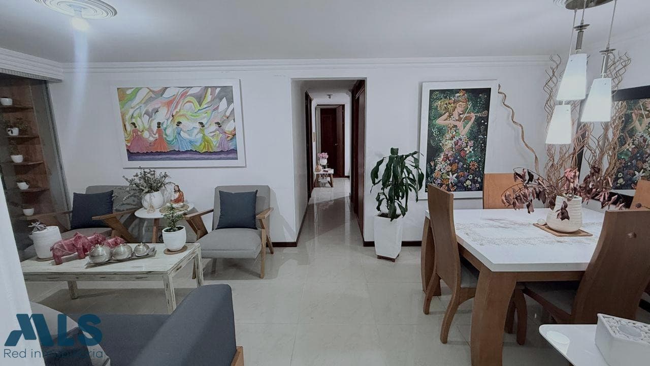 Apartamento en venta en Almería, Laureles, Medellín — foto 1 de 29