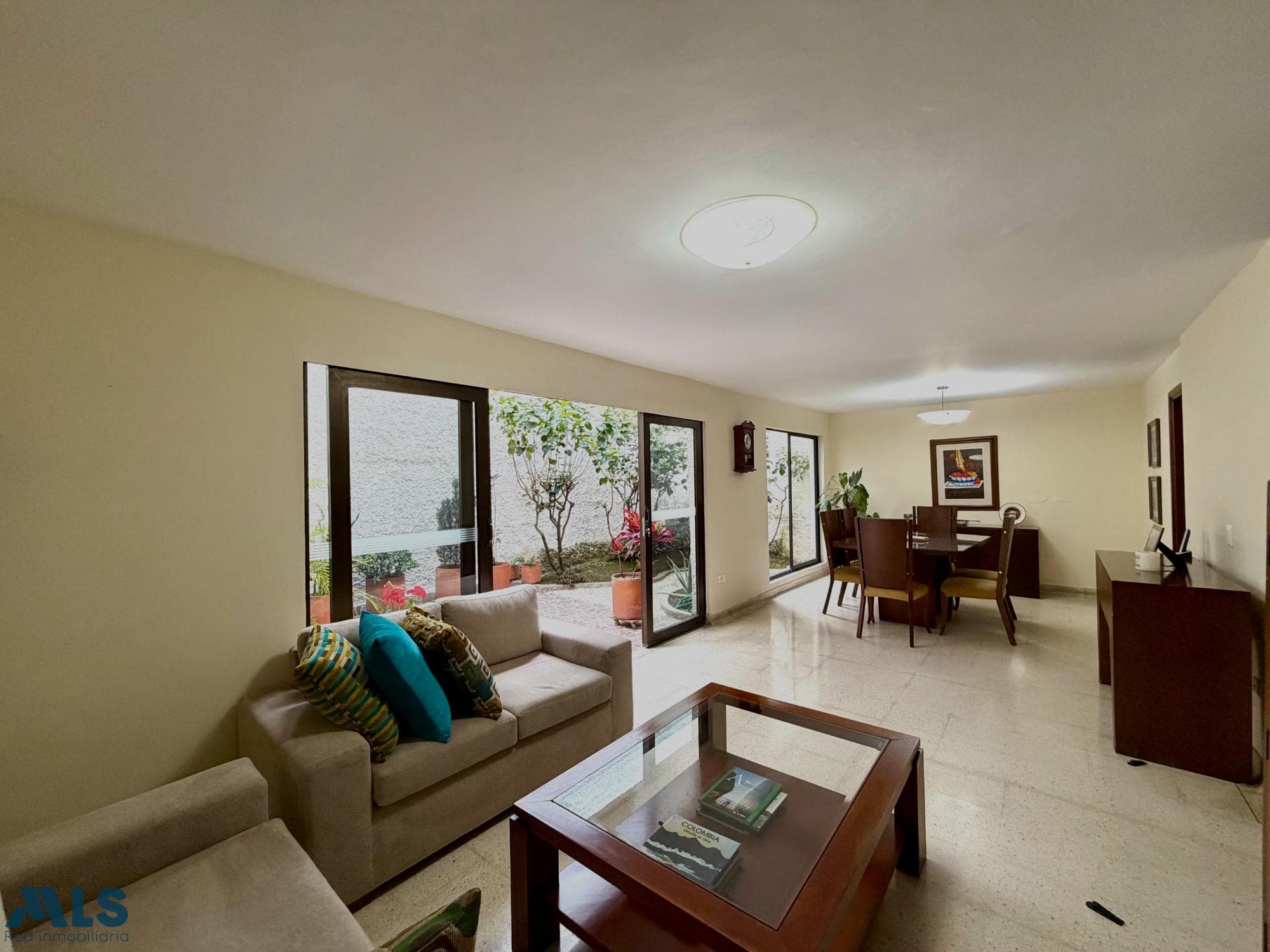 Casa en venta en Almería, Laureles, Medellín — foto 1 de 22