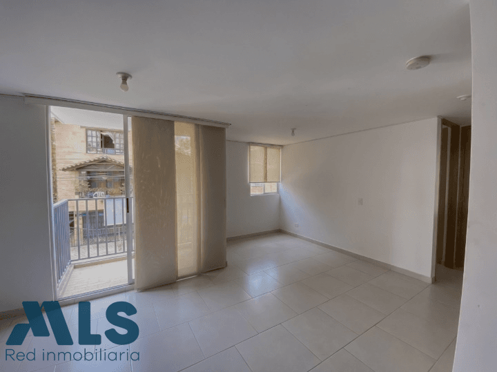 Apartamento en venta en Cuatro Esquinas, Oriente Antioqueño, Rionegro — foto 1 de 8