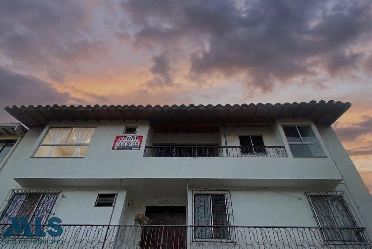 Casa en venta en San Cayetano, Oriente Antioqueño, La Ceja — foto 1 de 12