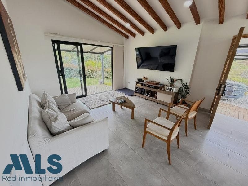 Casa en venta en V. Ojo De Agua, Oriente Antioqueño, Rionegro — foto 1 de 20