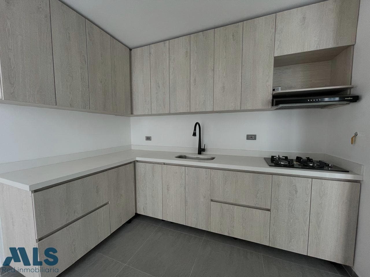 Casa en venta en Urbano (la, Oriente Antioqueño, La Ceja — foto 1 de 11