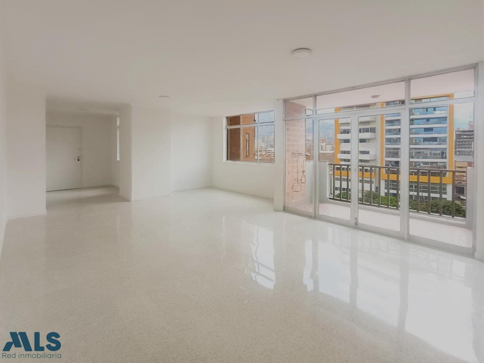 Apartamento en venta en Barrio Triste, Centro, Medellín — foto 1 de 16