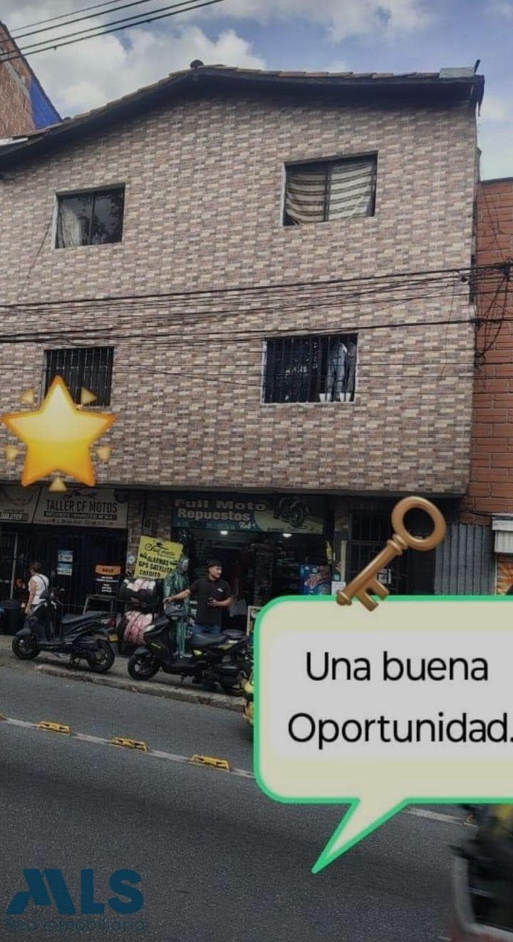 Casa en venta en Santa Monica, Laureles, Medellín — foto 1 de 9