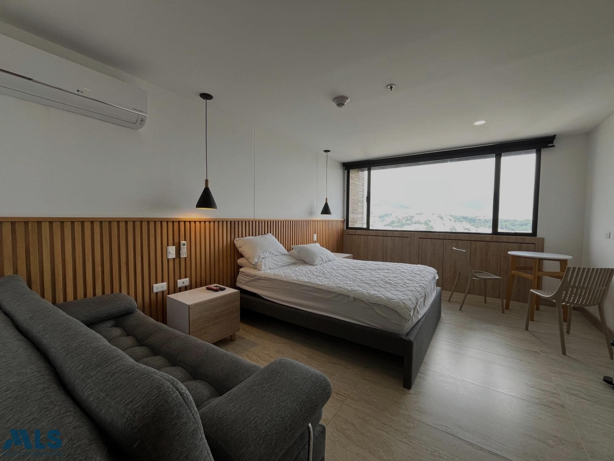 Hotelapart Hotel en venta en El Poblado, Medellín — foto 1 de 22