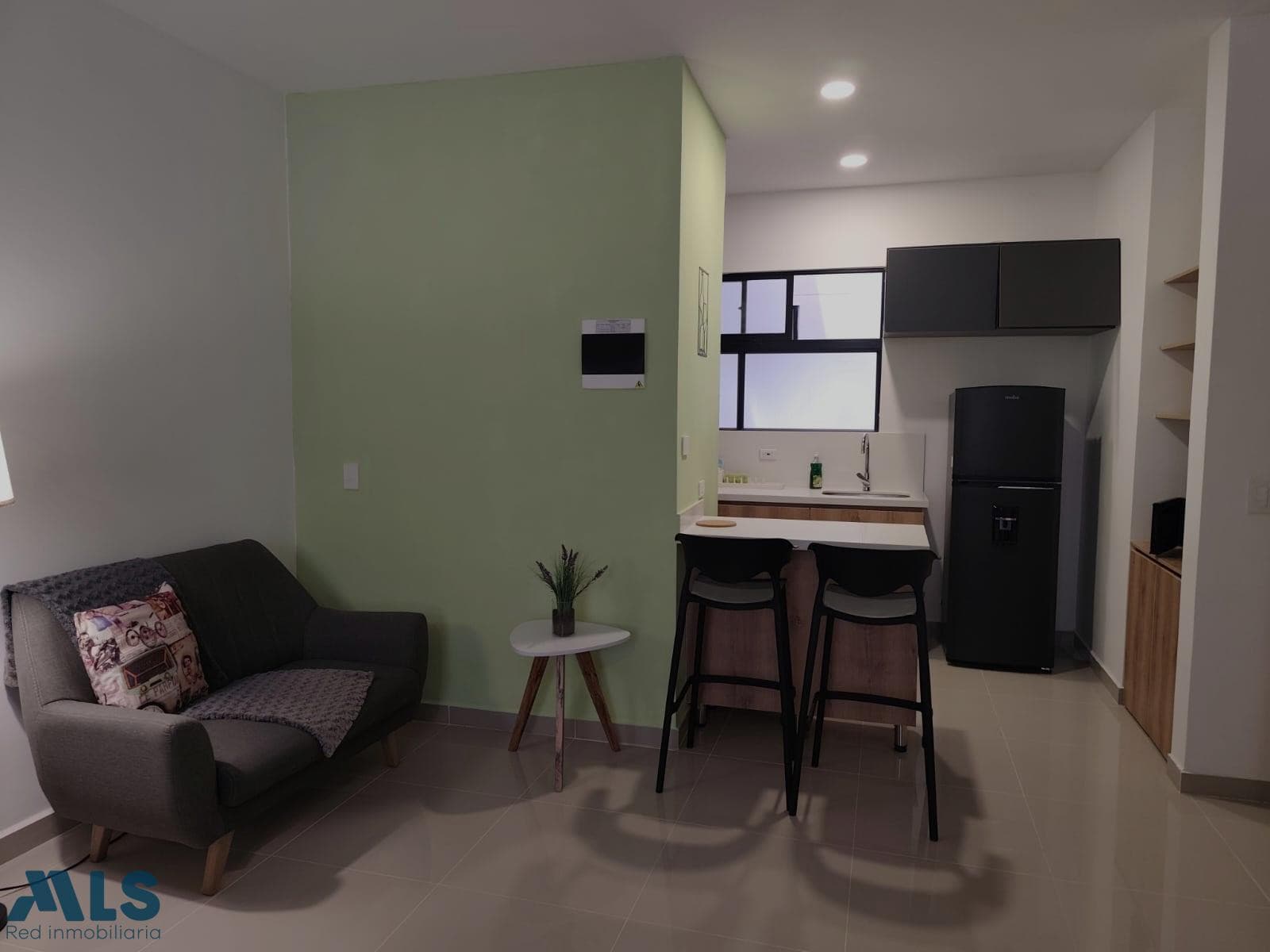 Apartamento en venta en Laureles, Medellín — foto 1 de 9