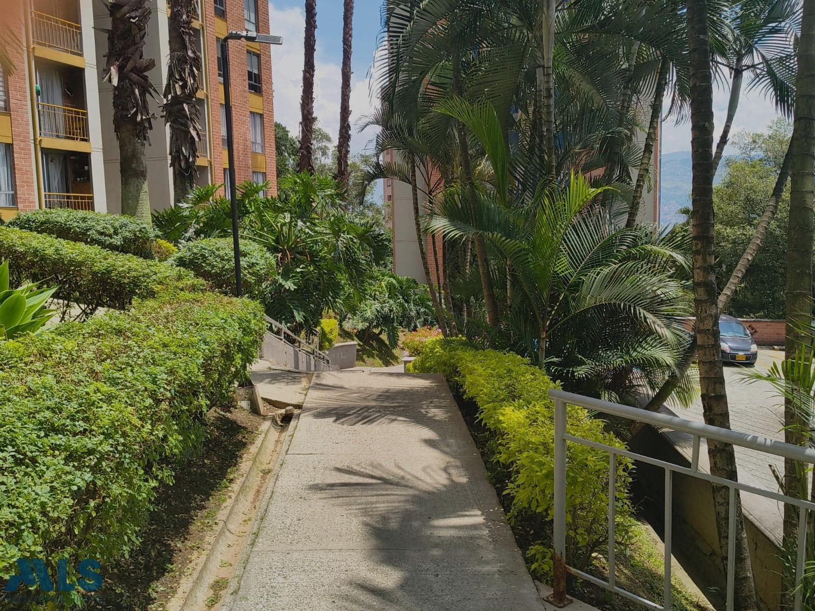 Apartamento en venta en San Diego, Poblado, Medellín — foto 1 de 12