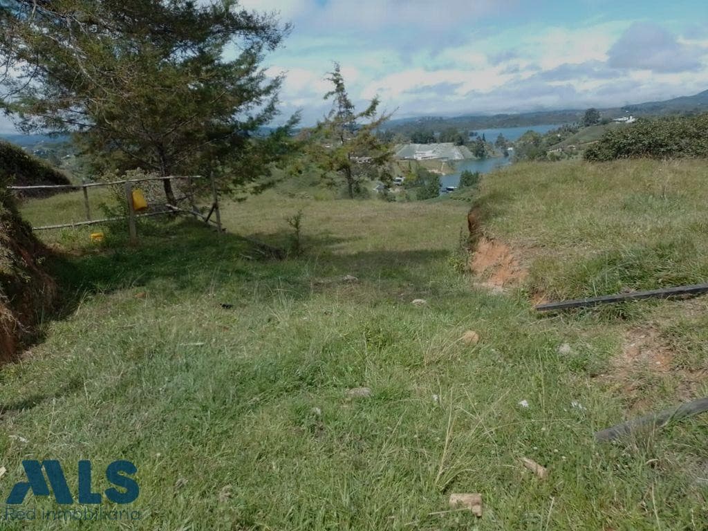 Lote Residencial en venta en El Morro, Oriente Antioqueño, El Peñol — foto 1 de 9