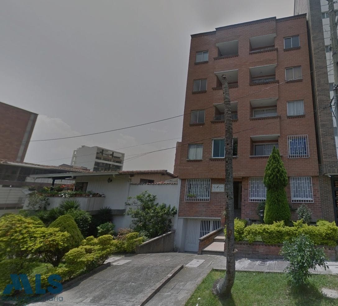 Apartamento en venta en La Castellana, Laureles, Medellín — foto 1 de 21