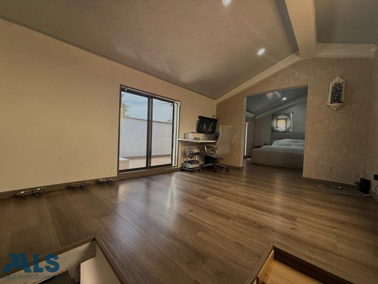 Apartamento en venta en Simon Bolivar, Laureles, Medellín — foto 1 de 14