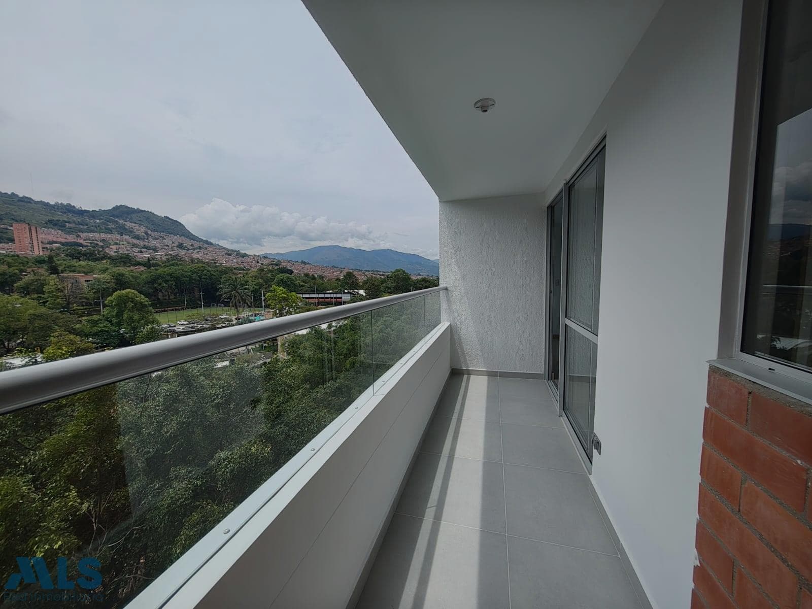 Apartamento en venta en Robledo, Occidente, Medellín — foto 1 de 16