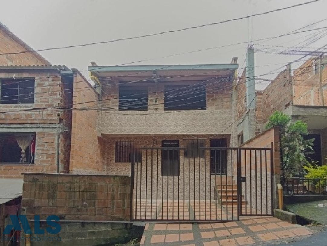 Apartamento en venta en Altavista, Belén Guayabal, Medellín — foto 1 de 11