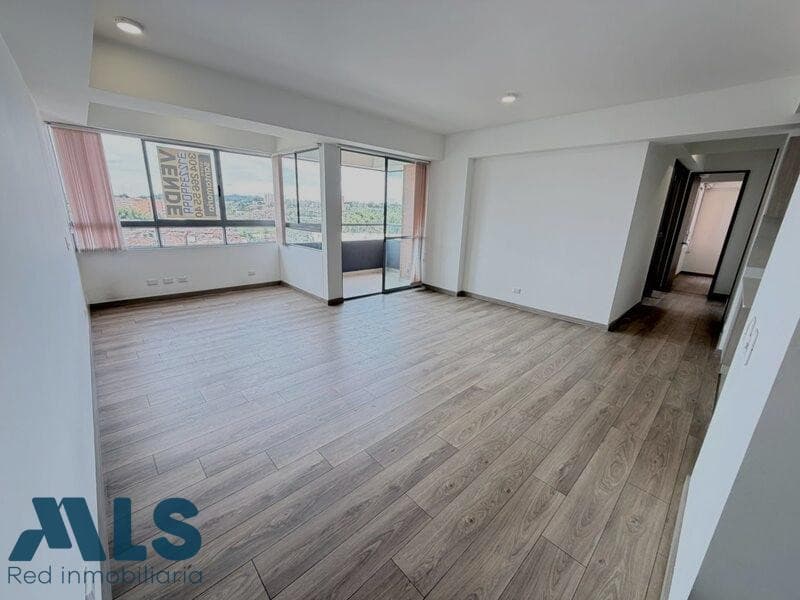 Apartamento en venta en San Nicolas, Oriente Antioqueño, Rionegro — foto 1 de 16