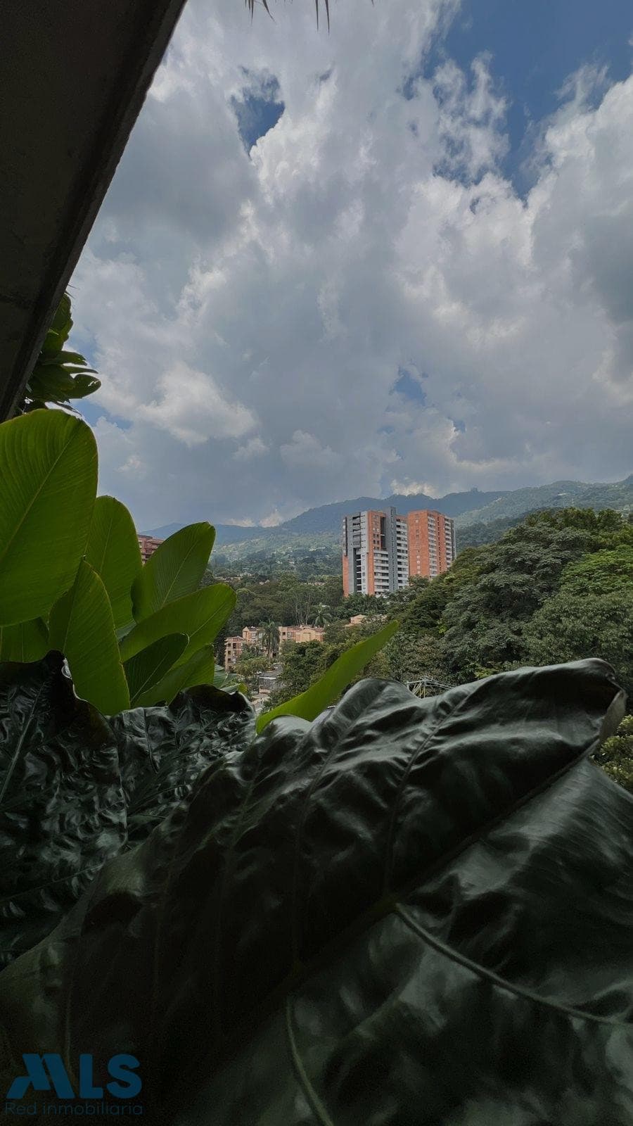 Apartamento en venta en San Lucas, Aburra Sur, Envigado — foto 1 de 23