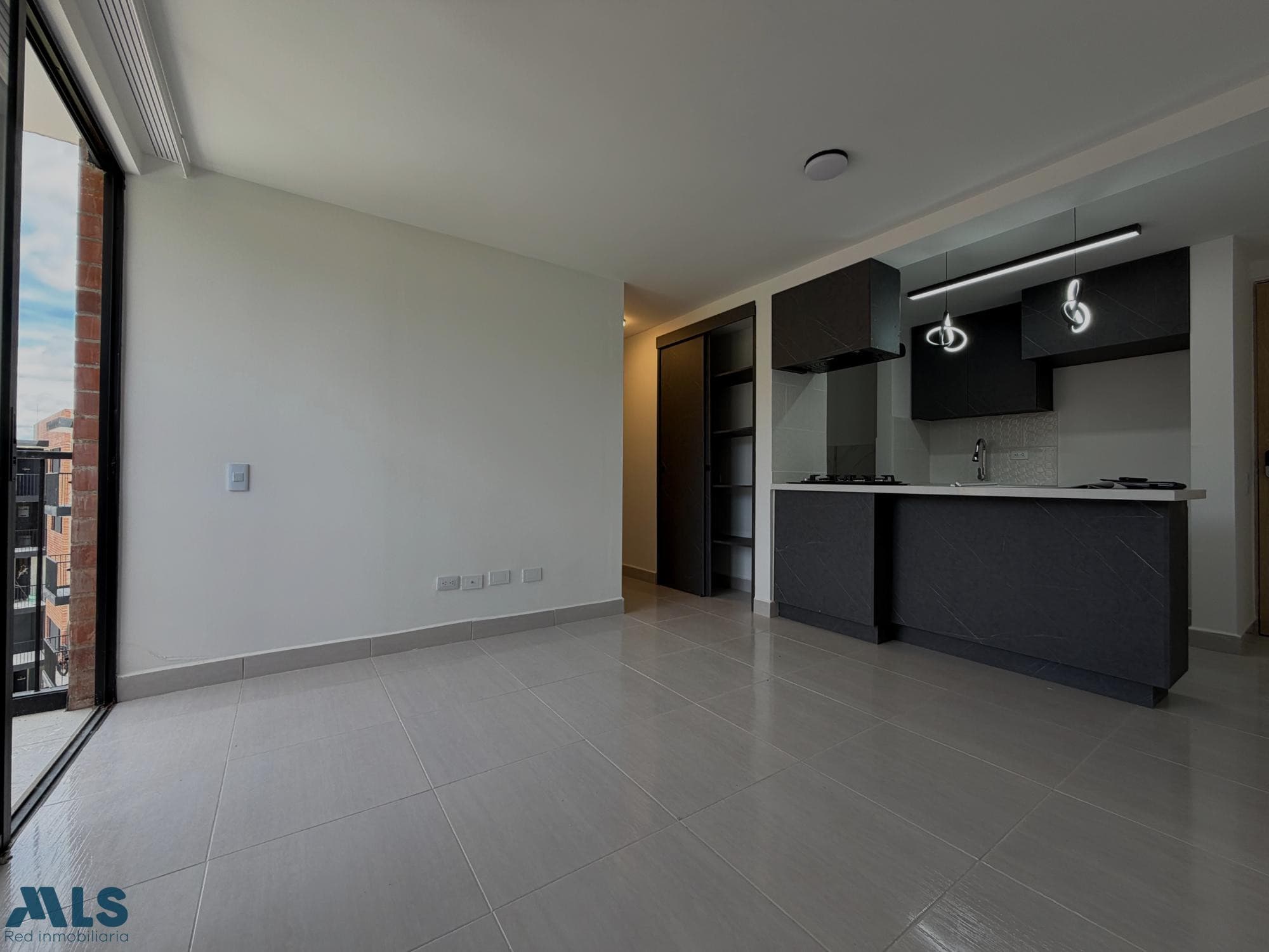 Apartamento en venta en V. Campo Alegre, Oriente Antioqueño, El Carmen — foto 1 de 12