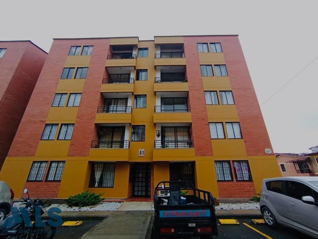 Apartamento en venta en Corredor San Antonio La (la, Oriente Antioqueño, La Ceja — foto 1 de 11