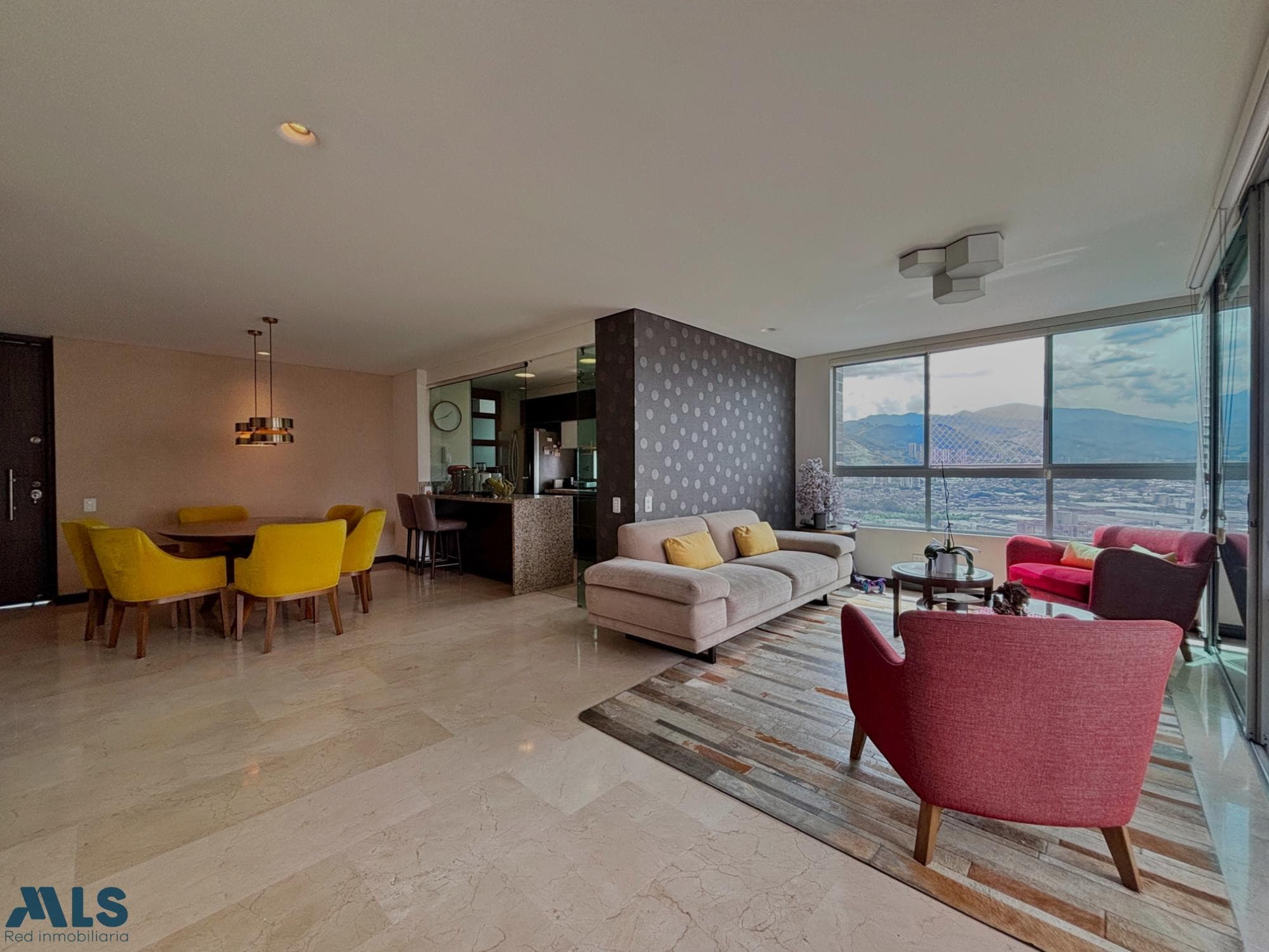 Apartamento en venta en Santa Maria De Los Angeles, Poblado, Medellín — foto 1 de 22