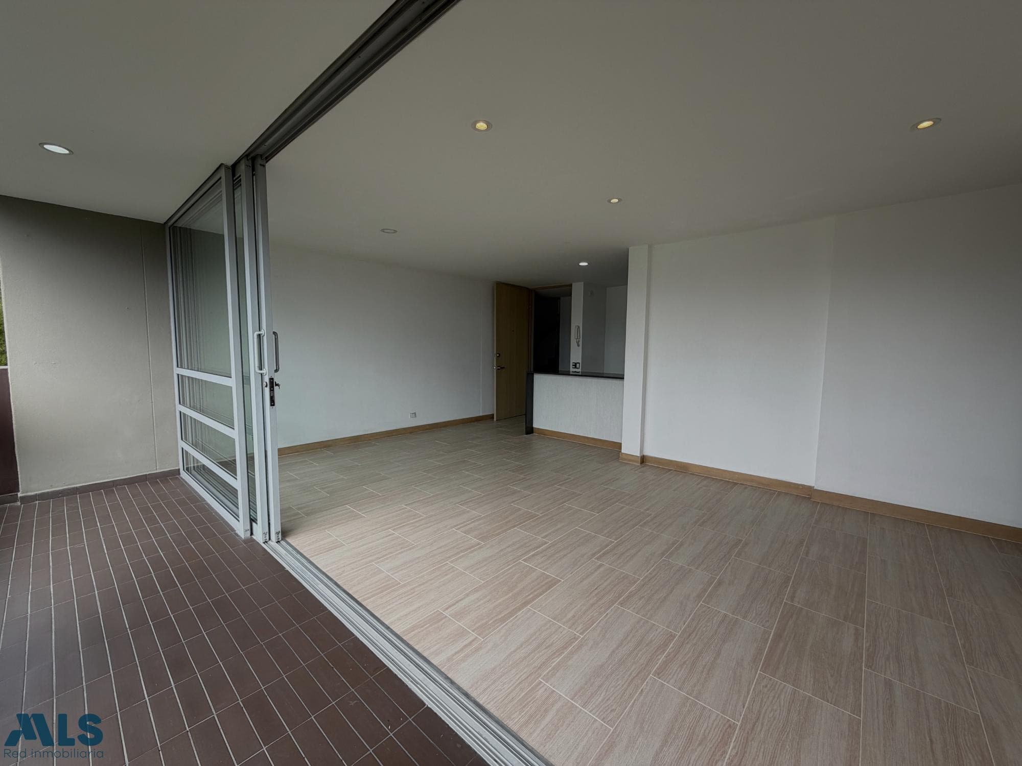 Apartamento en venta en Los Balsos Nº 1, Poblado, Medellín — foto 1 de 21