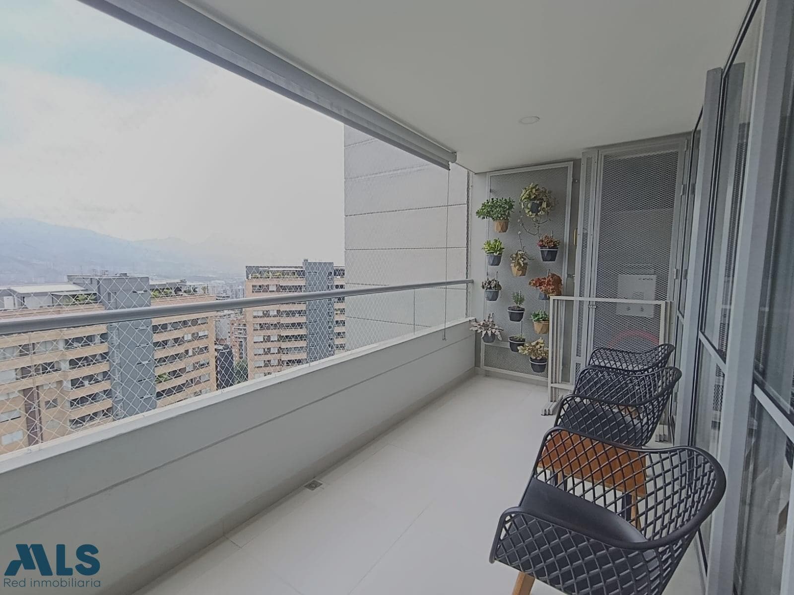 Apartamento en venta en Loma De Los Mesa, Aburra Sur, Envigado — foto 1 de 15