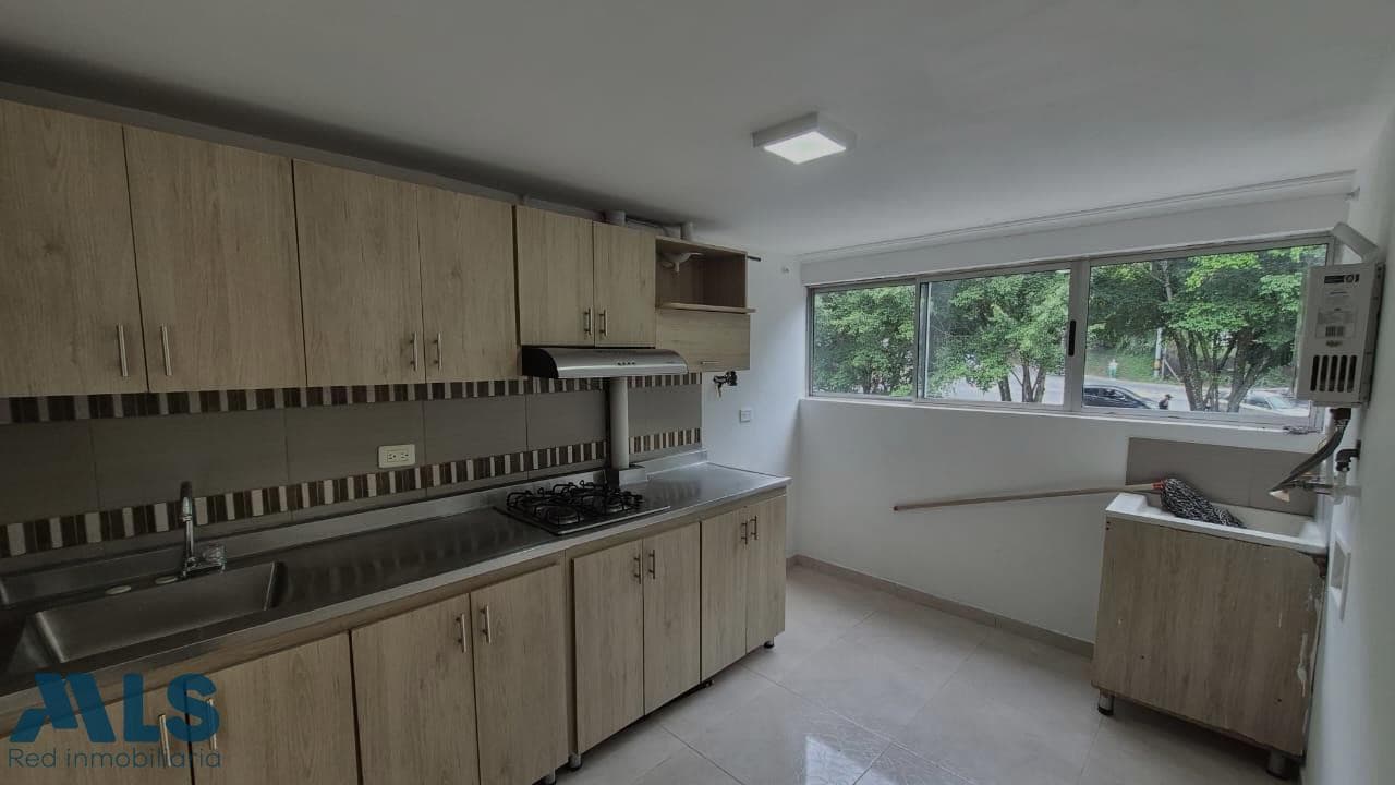 Apartamento en venta en San Javier Nº 1, Occidente, Medellín — foto 1 de 18