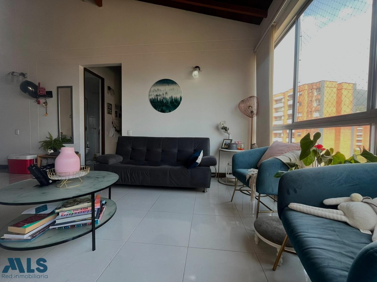 Apartamento en venta en El Esmeraldal, Aburra Sur, Envigado — foto 1 de 16