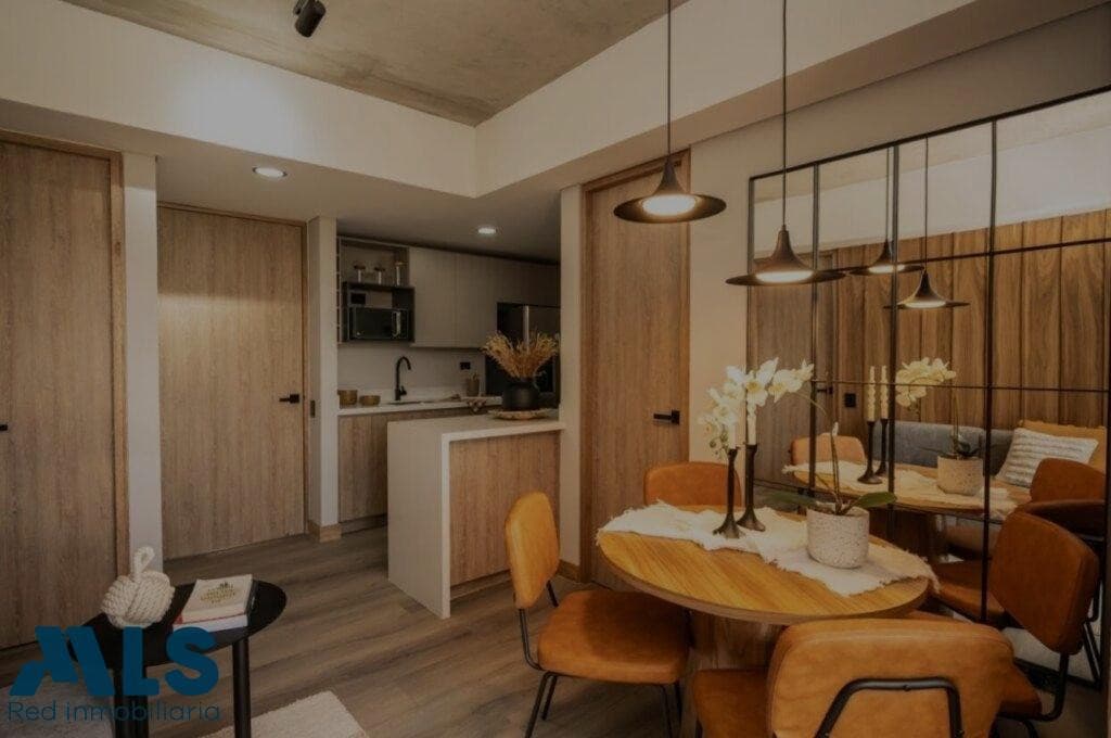 Apartamento en venta en Altos Del, Poblado, Medellín — foto 1 de 10