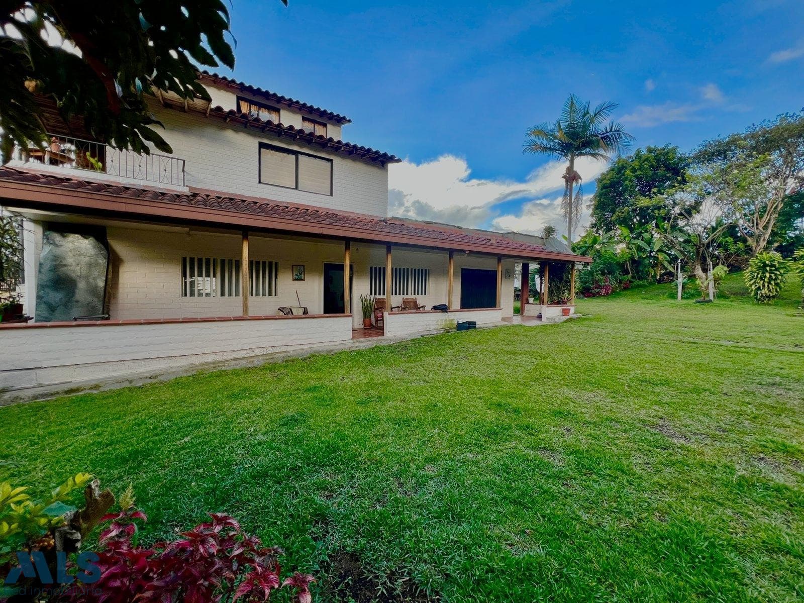 Casa en venta en Aeropuerto, Oriente Antioqueño, Rionegro — foto 1 de 10