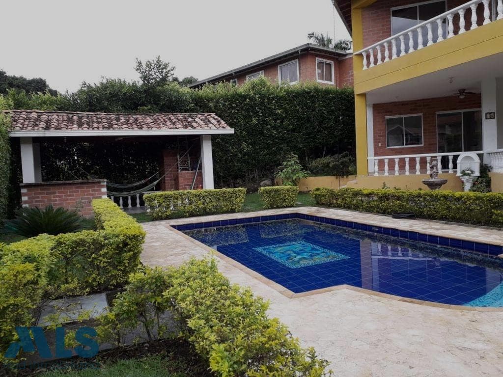 Casa en venta en Rural, Occidente Antioqueño, San Jerónimo — foto 1 de 10