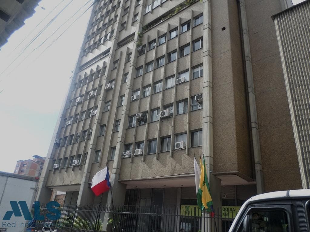 Local Comercial en venta en La Candelaria, Centro, Medellín — foto 1 de 10