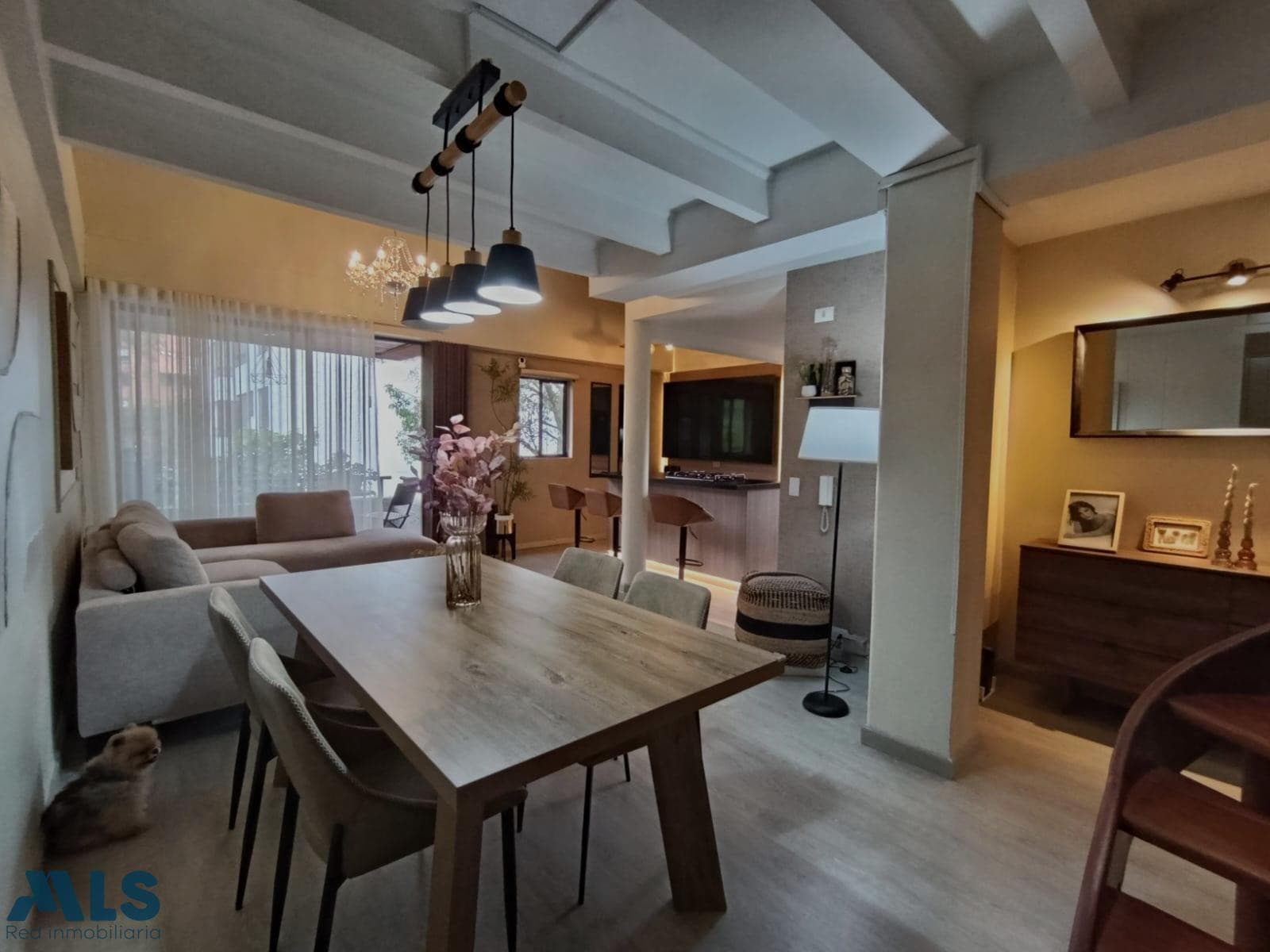 Apartamento en venta en San Lucas, Poblado, Medellín — foto 1 de 24