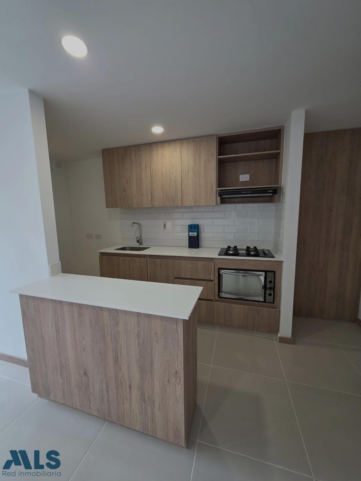 Apartamento en venta en El Chinguí, Aburra Sur, Envigado — foto 1 de 13