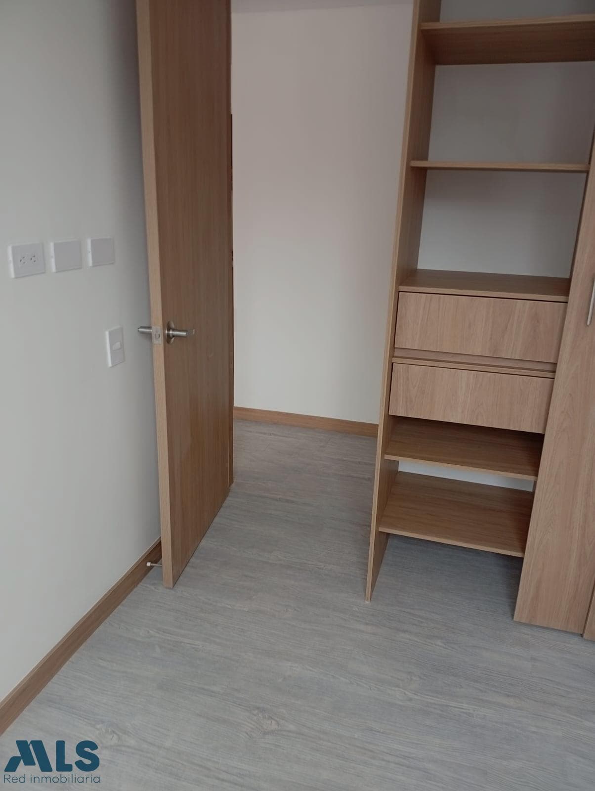 Apartamento en venta en Santa Ana, Norte, Bello — foto 1 de 22