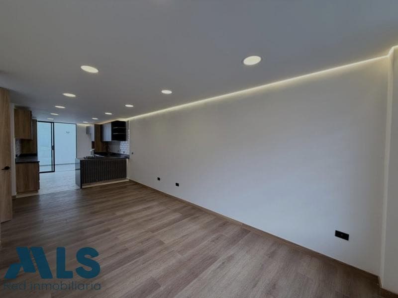 Casa en venta en La Floresta, Oriente Antioqueño, La Ceja — foto 1 de 19