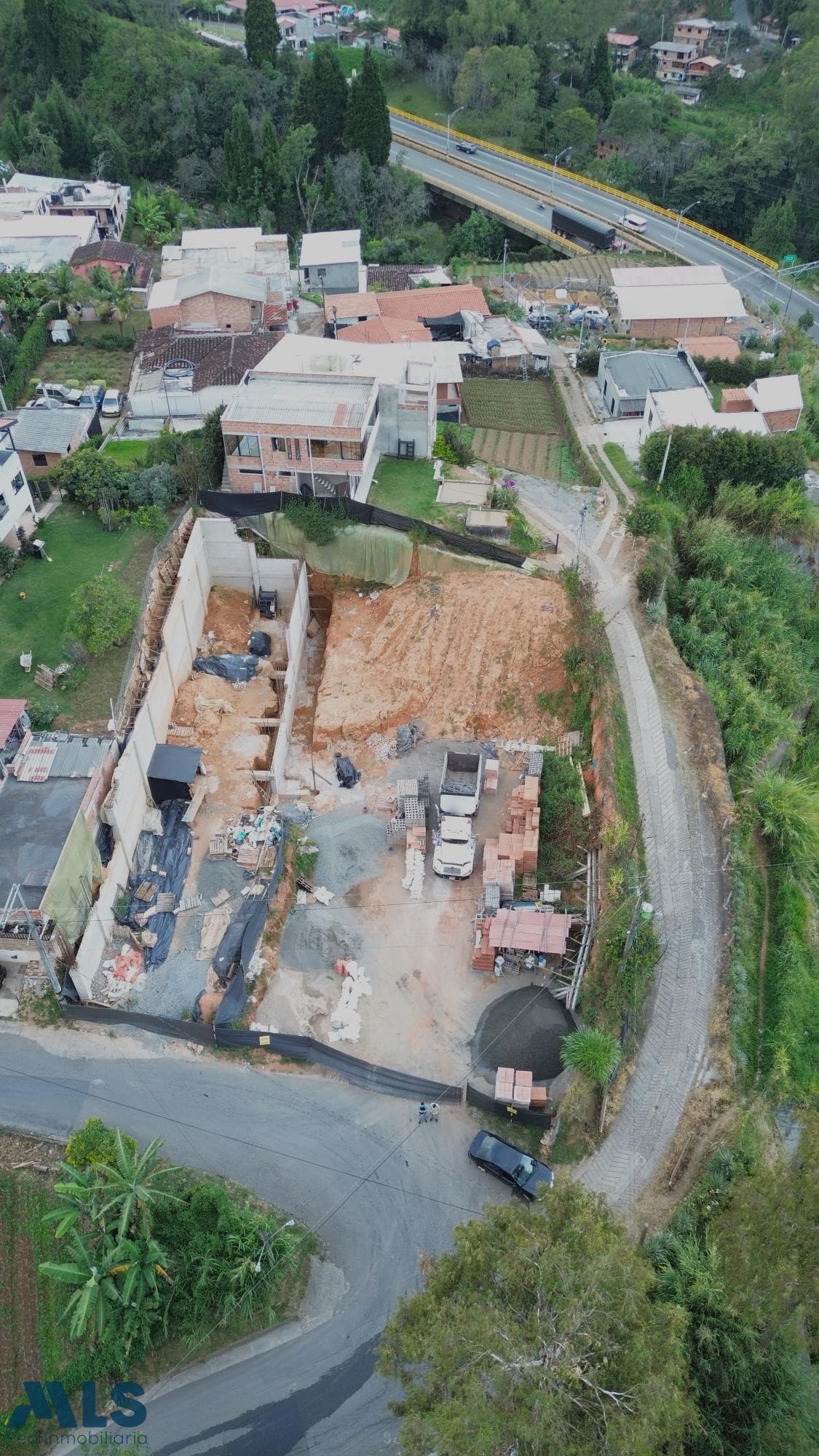 Lote Residencial en venta en San Cristobal, Occidente, Medellín — foto 1 de 9
