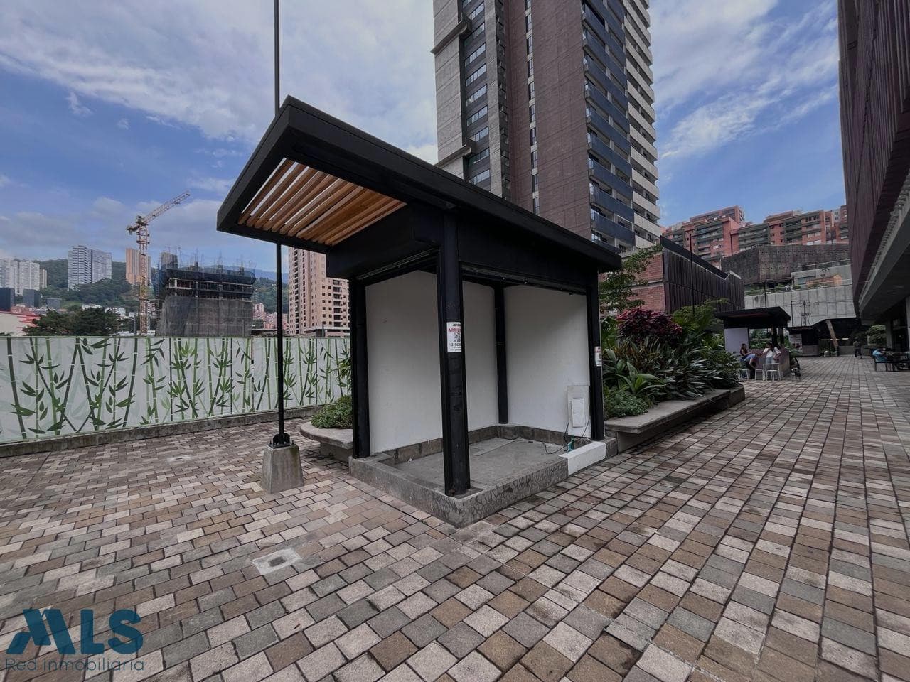 Local Comercial en venta en Ciudad Del Rio, Poblado, Medellín — foto 1 de 8