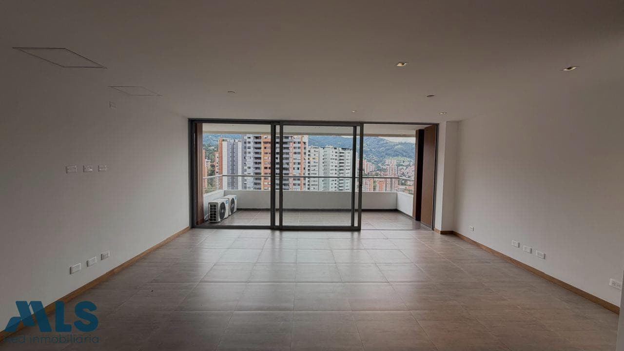 Apartamento en venta en El Esmeraldal, Aburra Sur, Envigado — foto 1 de 34