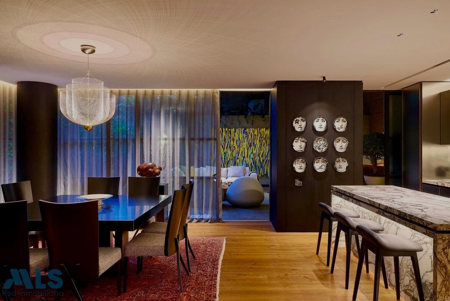 Apartamento en venta en Provenza, Poblado, Medellín — foto 1 de 13