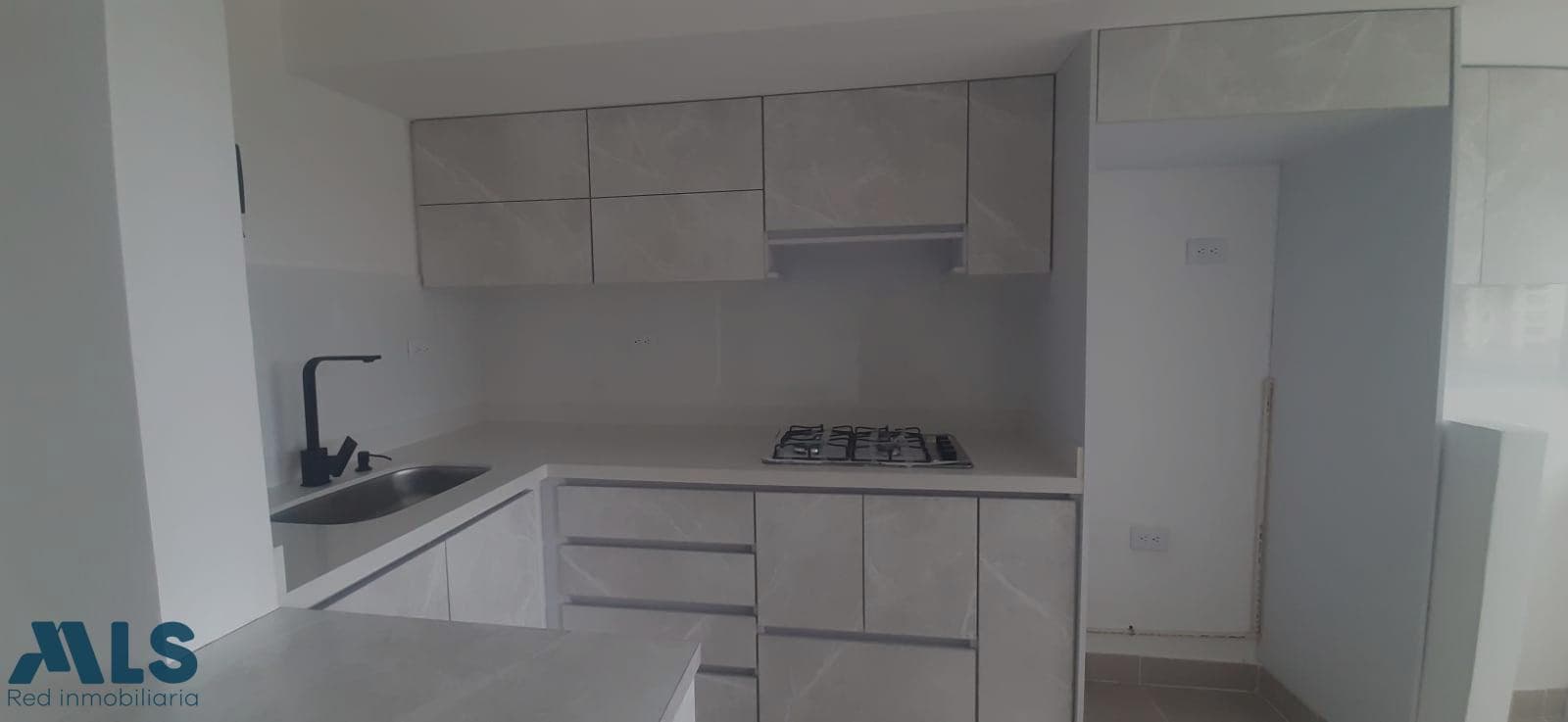 Apartamento en venta en San Antonio De Pereira, Oriente Antioqueño, Rionegro — foto 1 de 10